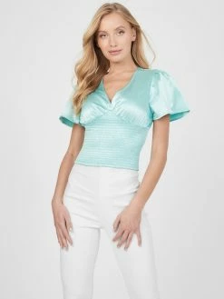 Promo 💯 Guess Factory Angelic Smocked Top for 👩 women 🤩