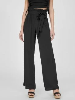 Brand new 🥰 Guess Factory Shelby Printed Paperbag Pants for 👩 women 🔔