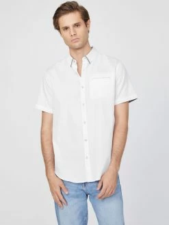 Hot Sale 😀 Guess Factory Advik Short-Sleeve 👕 Shirt for men ⭐