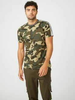 Deals 💯 Guess Factory Hyatt Camo Logo Tee for men ✨